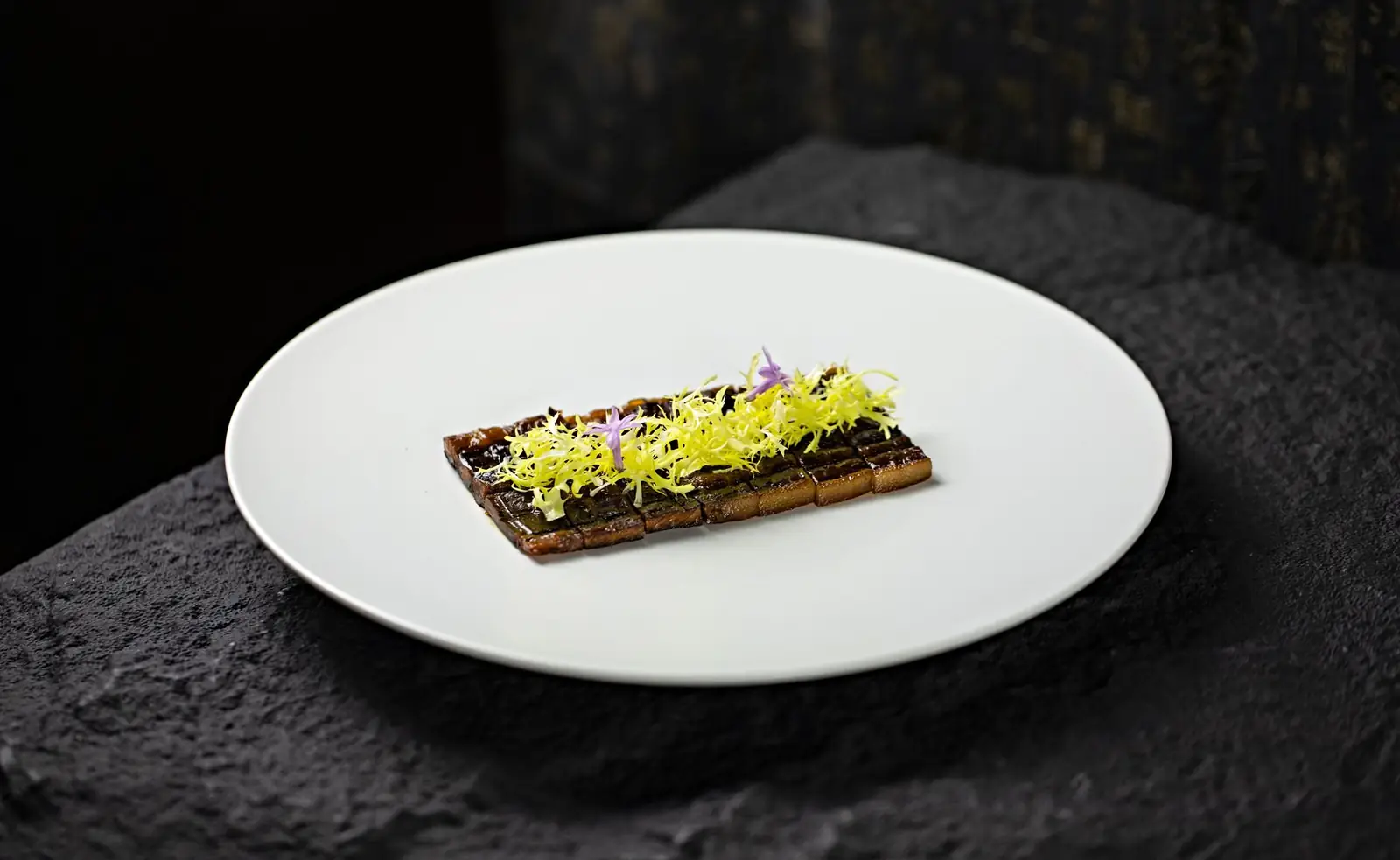 Fine dining at Zelvarin Grand Retreat